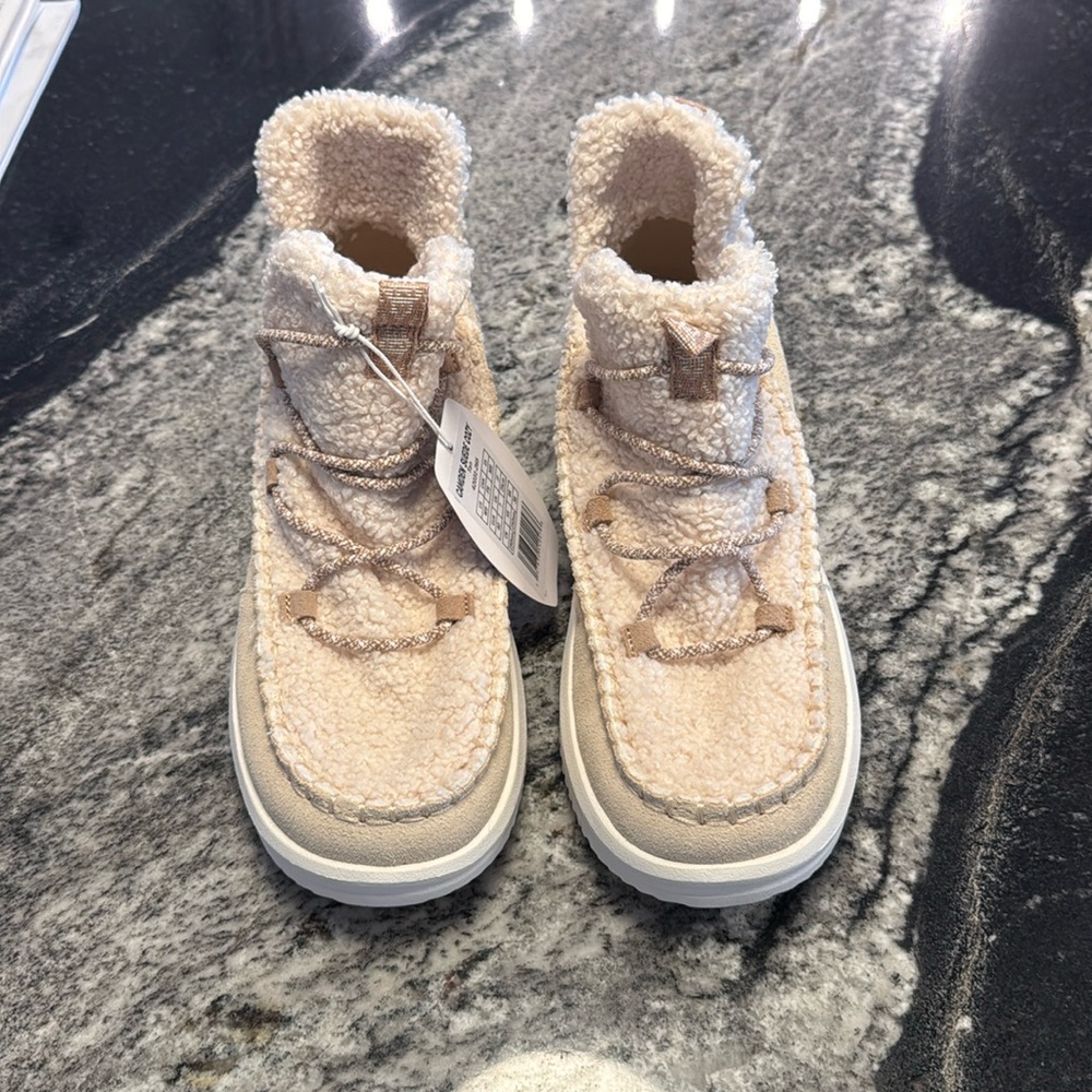 Hey Dude Camden Suede • W9 • Never worn
